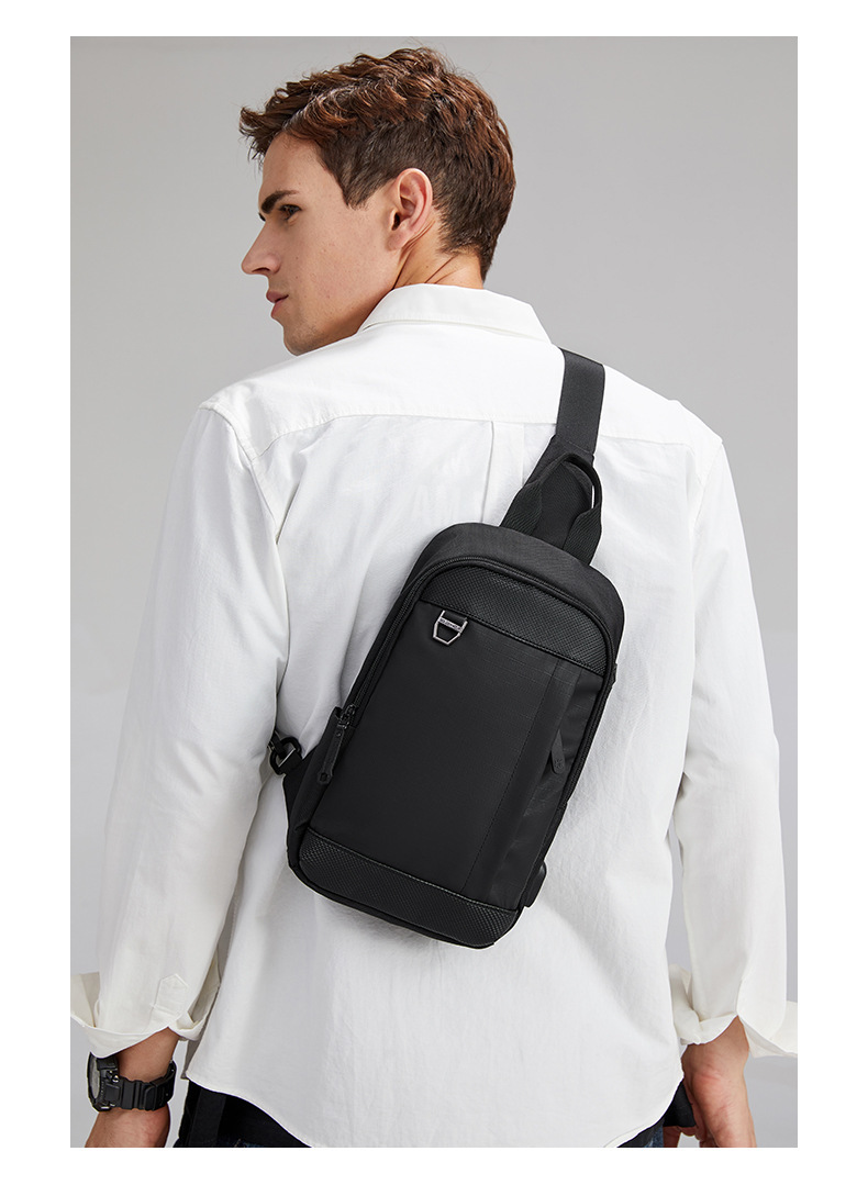 Fashion Men's Simple Polyester Messenger Bag - Image 2